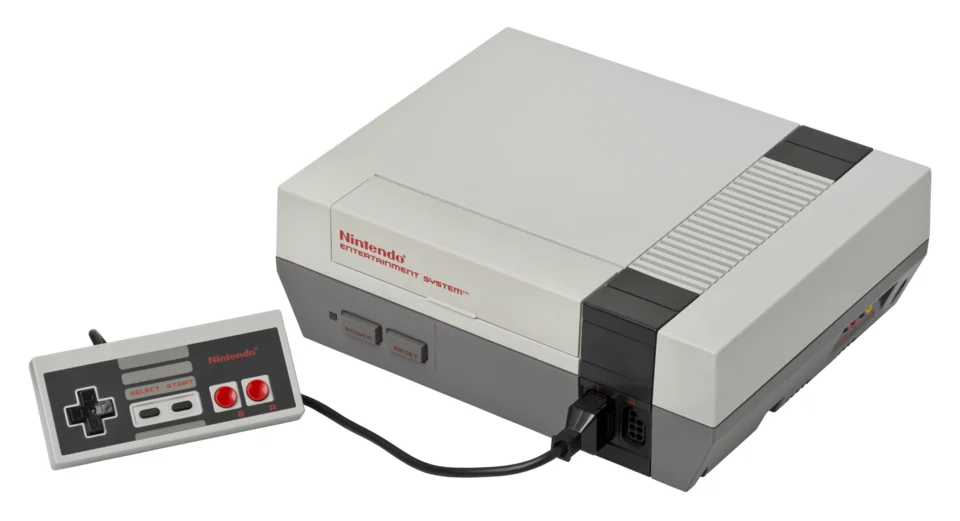 Famicom / Nintendo Entertainment System hardware photograph