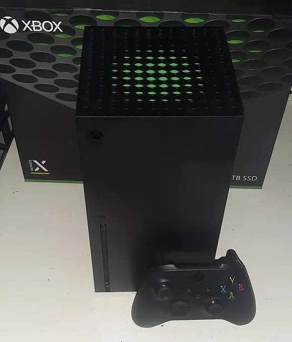 Xbox Series X / Series S hardware photograph